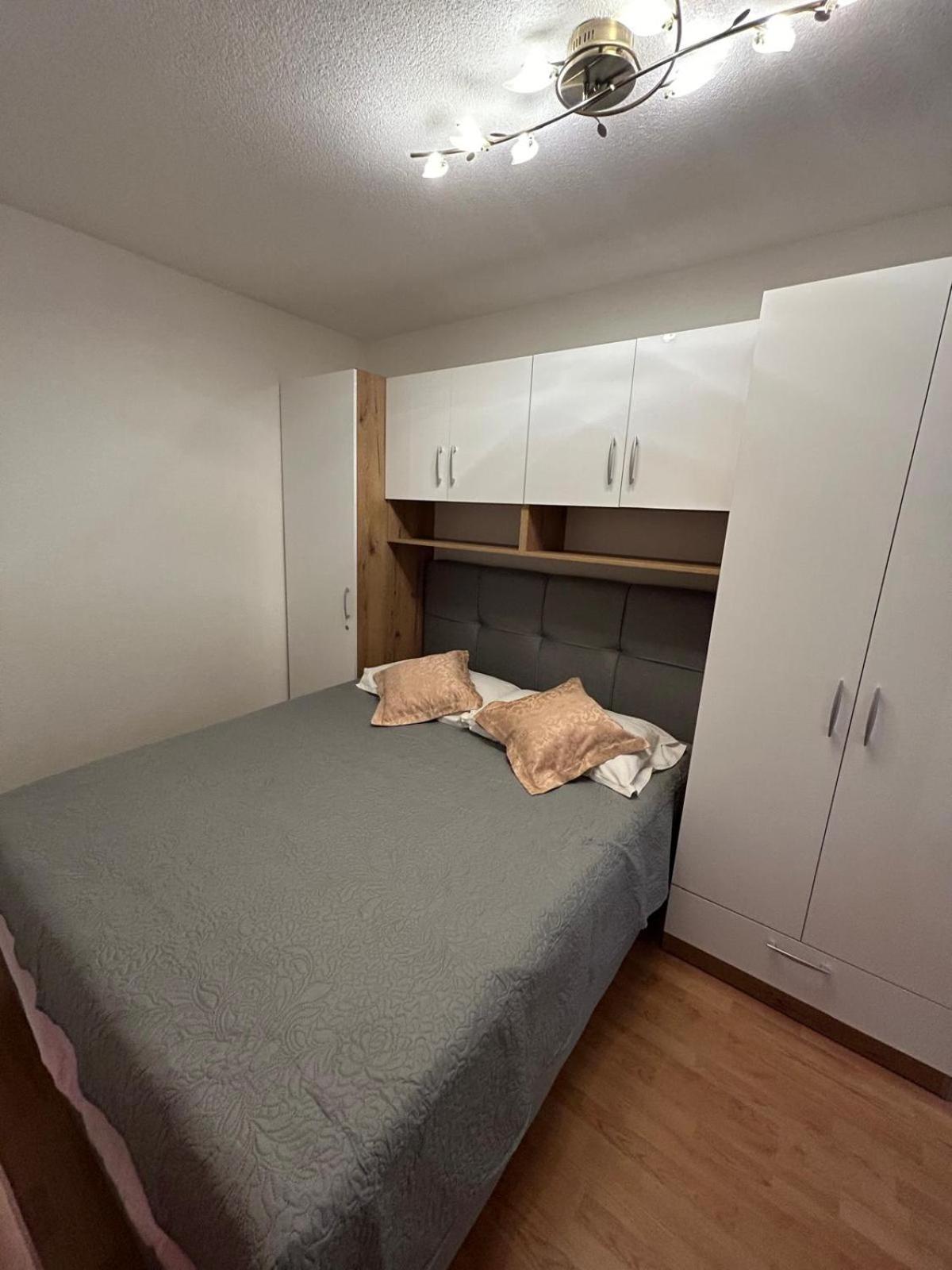 Apartment Lovre Topic Baska Voda Exterior photo